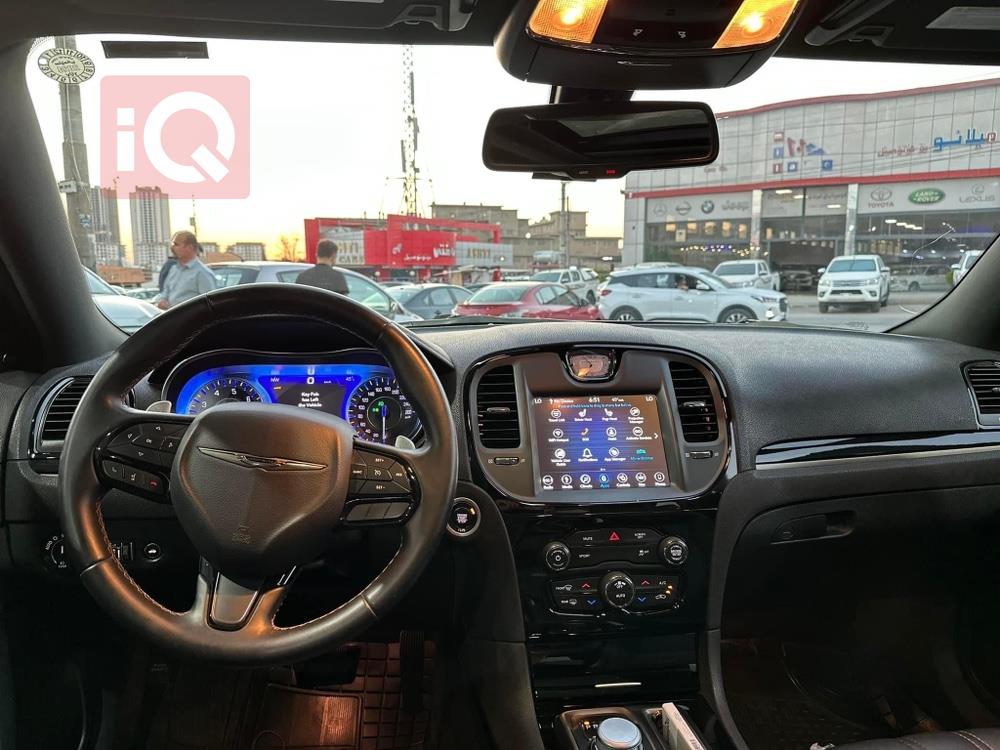 Chrysler 300